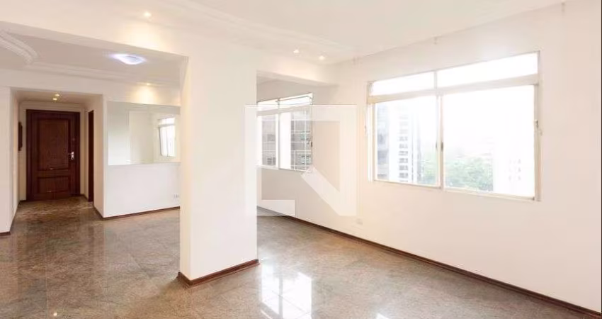 Apartamento à Venda - Vila Nova Conceição, 2 Quartos,  145 m2