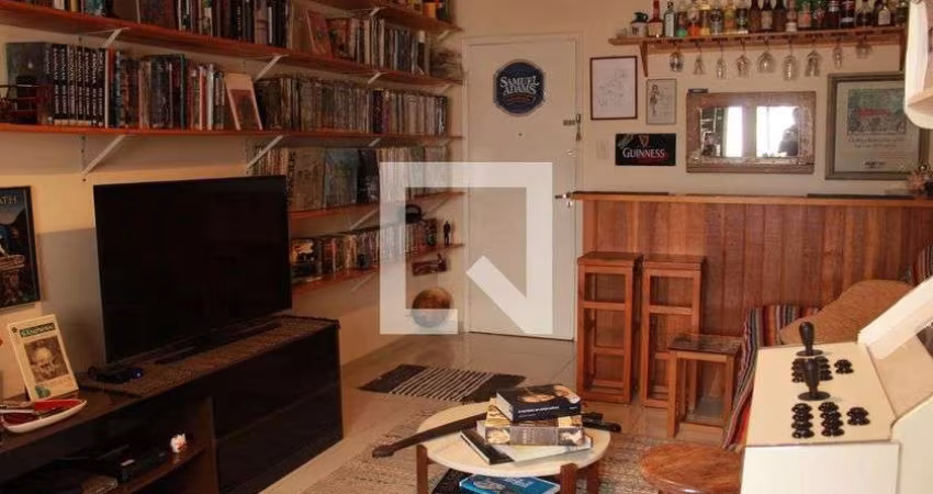 Apartamento à Venda - Vila Pompéia, 2 Quartos,  92 m2