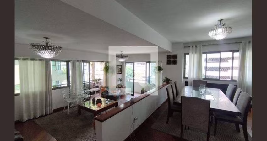Apartamento à Venda - Aclimação, 3 Quartos,  195 m2