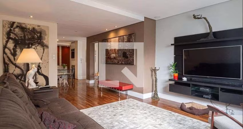Apartamento à Venda - Bela Vista, 2 Quartos,  157 m2