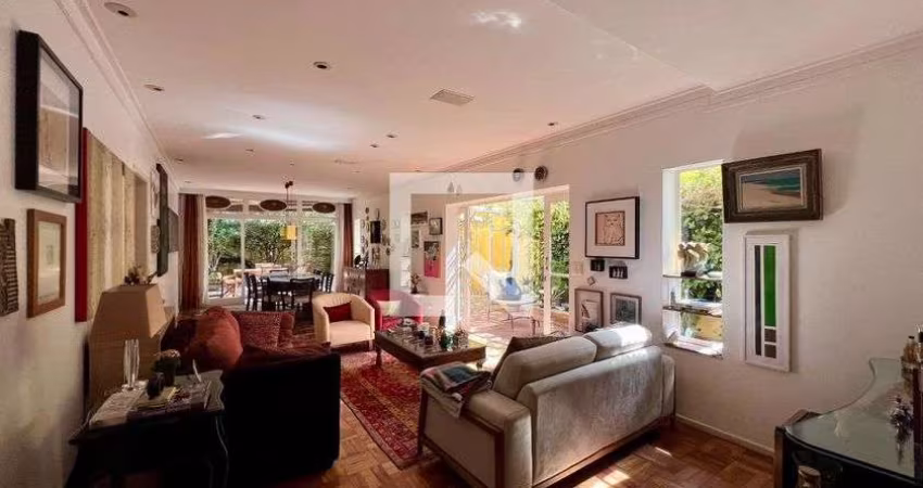 Casa à Venda - Alto de Pinheiros, 3 Quartos,  320 m2