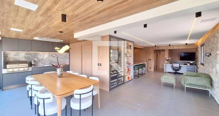 Apartamento à Venda - Vila Pompéia, 3 Quartos,  180 m2