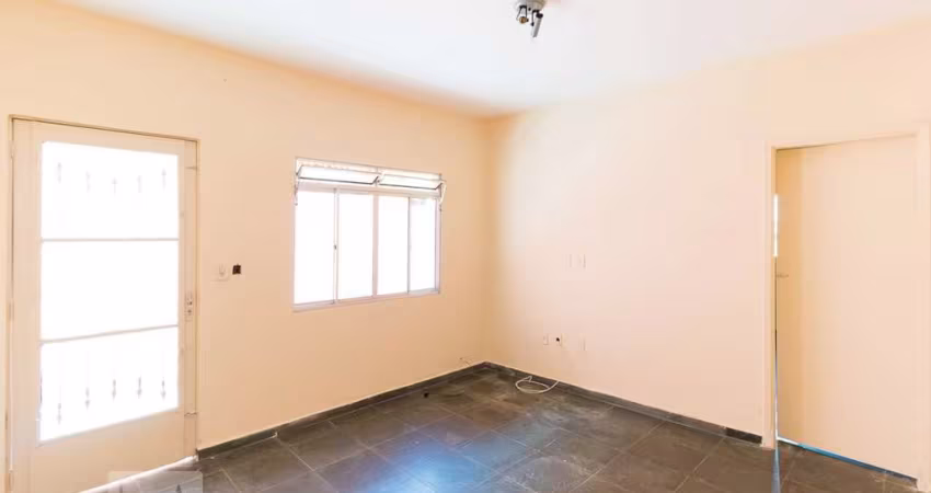 Casa à Venda - Vila Jacuí, 1 Quarto,  60 m2