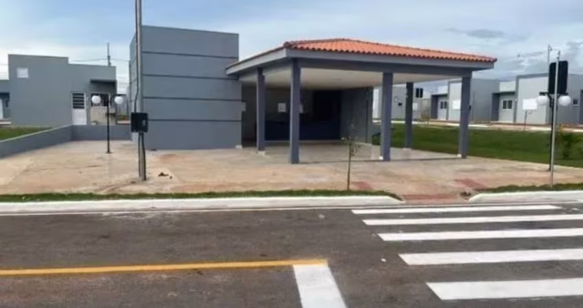 Alugo casa no residencial garça branca