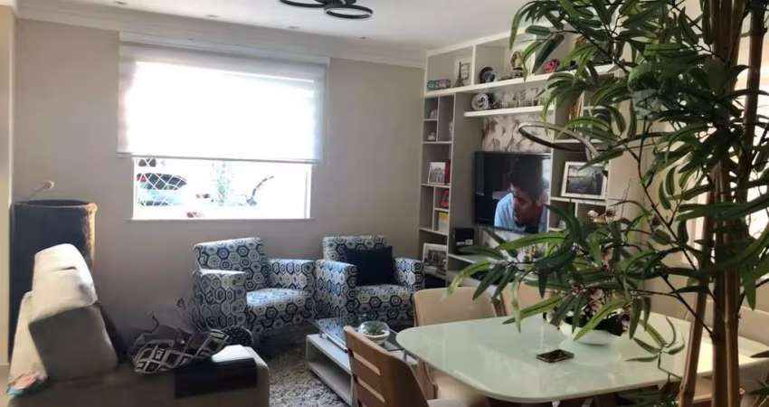 EXCELENTE CASA DUPLEX 3 quartos a 650 metros da Praia de Ipitanga