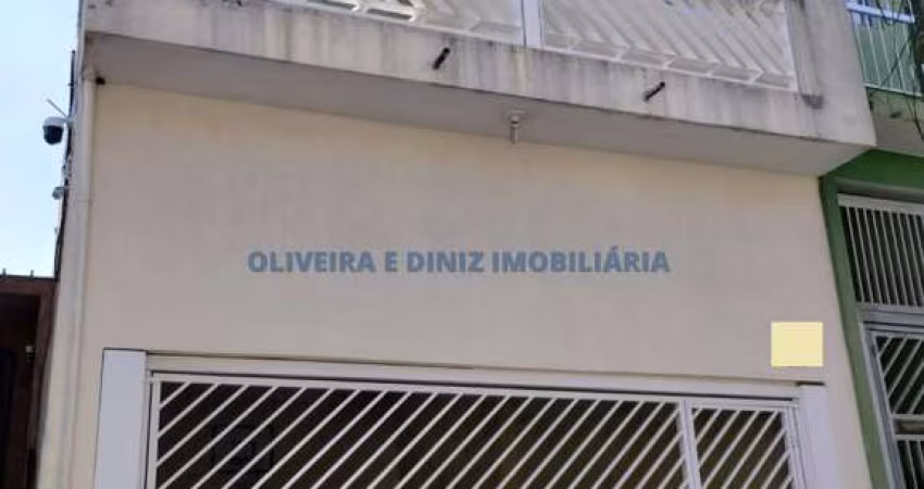 Sobrado em Osasco, bairro Jardim Elvira, 204,81m², 3 quartos, 1 suíte, sala, cozinha, 2 vagas de garagem