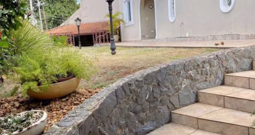 Sobrado Residencial à venda, Kennedy, Londrina - SO1067.