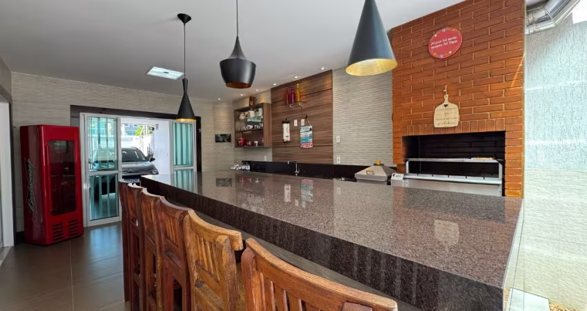 CASA  DUPLEX  MORADA DE LARANJEIRAS