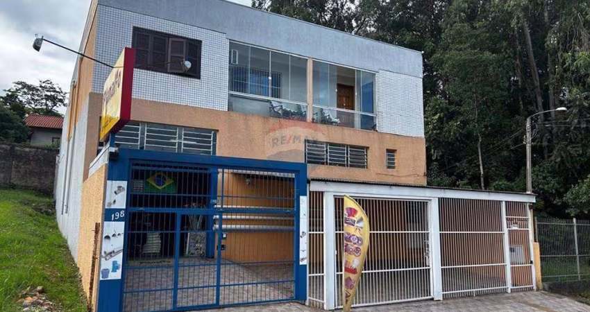 Casa Residencial e Comercial - Venda - Passo Fundo, RS