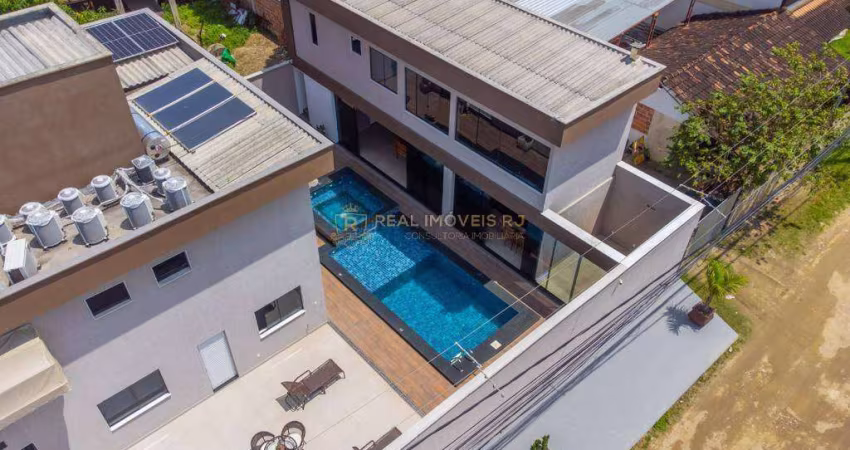Casa de Alto Padrão em Itaipu Niterói com 6 Suítes e 600m²
