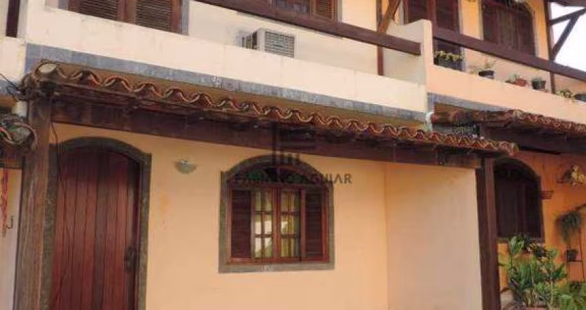 Casa em Araruama, 2 quartos - R$ 210.000,00 - Centro