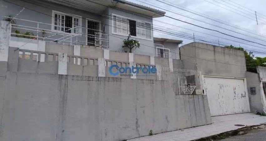 Casa com 4 dormitórios - Estreito - Florianópolis/SC