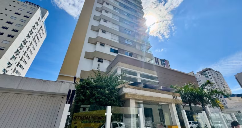 Apartamento com 2 dormitórios sendo 1 suíte no bairro Campinas em São José/SC