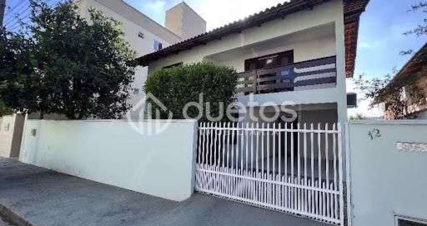 Casa com 3 dormitórios à venda, 120 m² por R$ 550.000,00 - Guarani - Brusque/SC