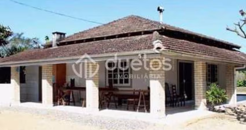 Chácara com 2 dormitórios à venda, 10827 m² por R$ 850.000,00 - Campeche - Itajaí/SC