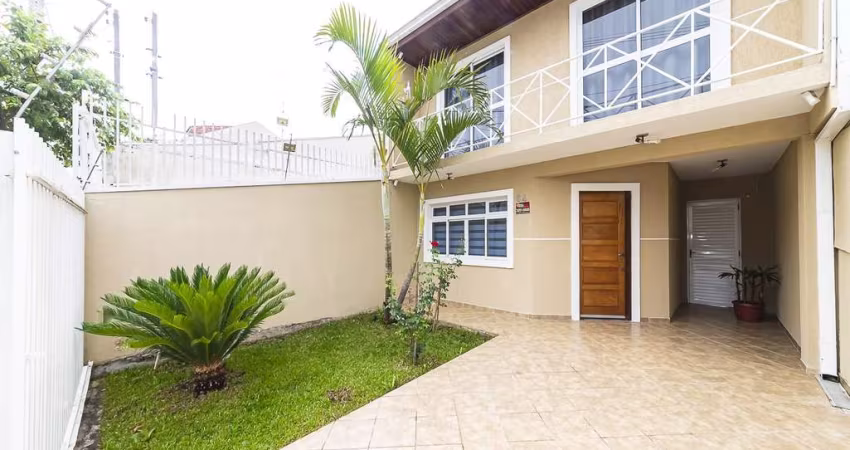 Sobrado com 3 quartos  à venda, 152.00 m2 por R$669000.00  - Guabirotuba - Curitiba/PR