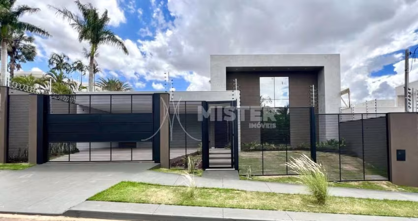 Casa com Quatro Suítes no Jardim Michelângelo em Maringá.