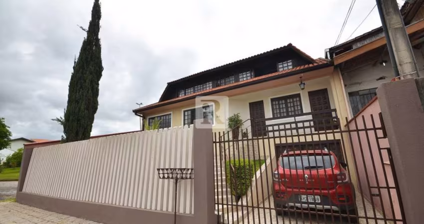 Casa com 3 quartos à venda na Alexandre Dalcuch, 156, Bacacheri, Curitiba
