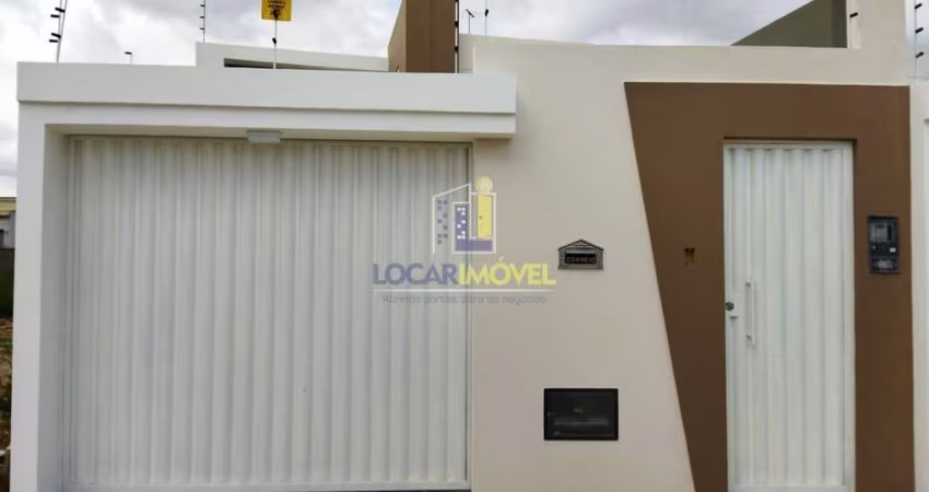 Alugo excelente casa de 3 quartos sendo 1 suíte para locação perto do Shopping Conquista Sul, Vitór