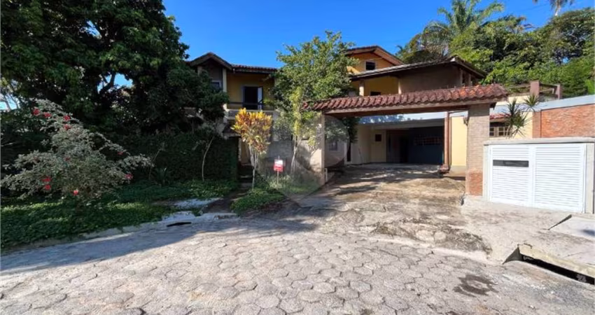 Condomínio com 6 quartos à venda em Morada Da Praia - SP