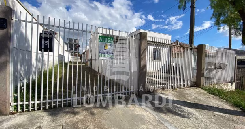 Casa Residencial com 2 quartos  para alugar, 60.00 m2 por R$1650.00  - Pinheirinho - Curitiba/PR