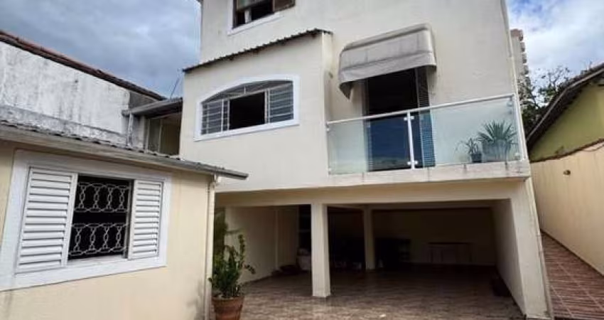 Sobrado com 4 dormitórios à venda, 215 m² por R$ 1.100.000 - Vila Maria - São José dos Campos/SP