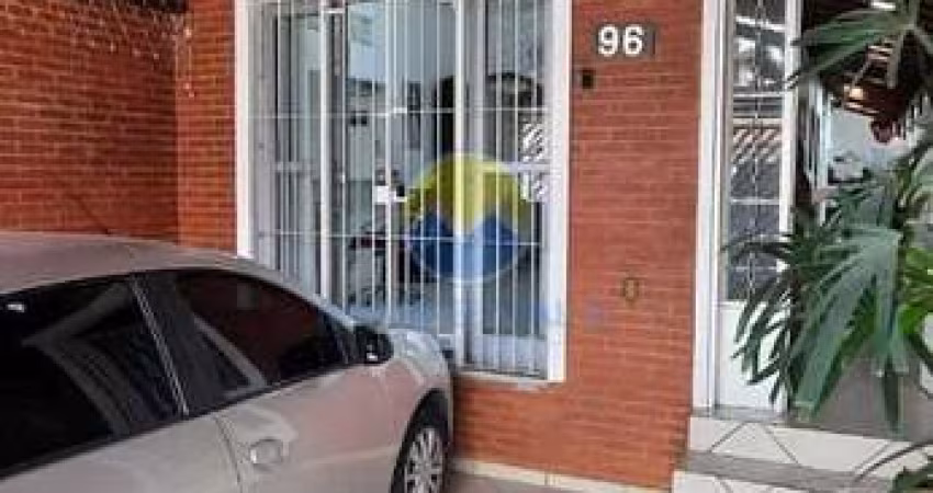 Sobrado com 4 dormitórios à venda, 140 m² por R$ 554.000 - Residencial União - São José dos Campos/SP