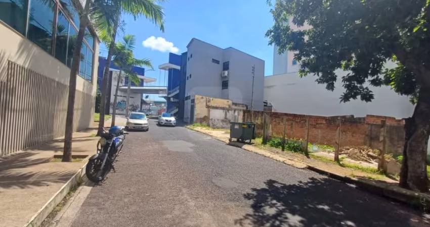 Terreno à venda no bairro Santa Maria.