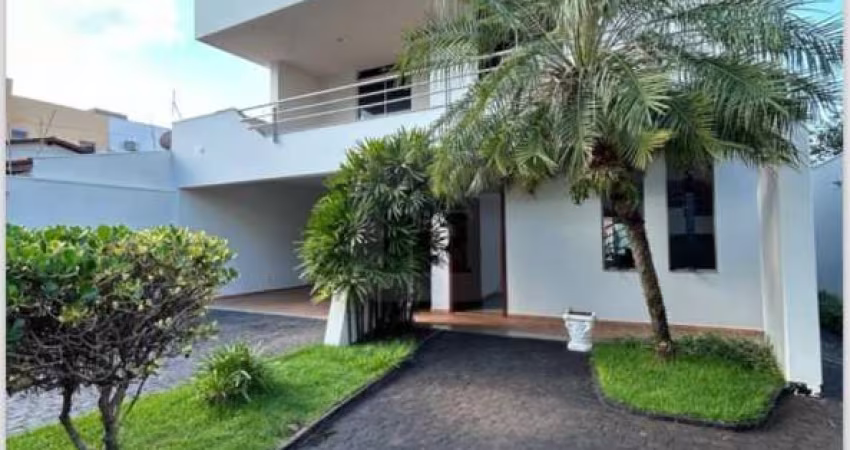 Sobrado (residencial ou comercial) no Centro.