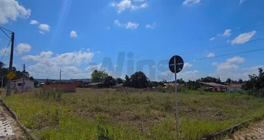 Terreno de esquina - Região da Quarta Linha (432m²)