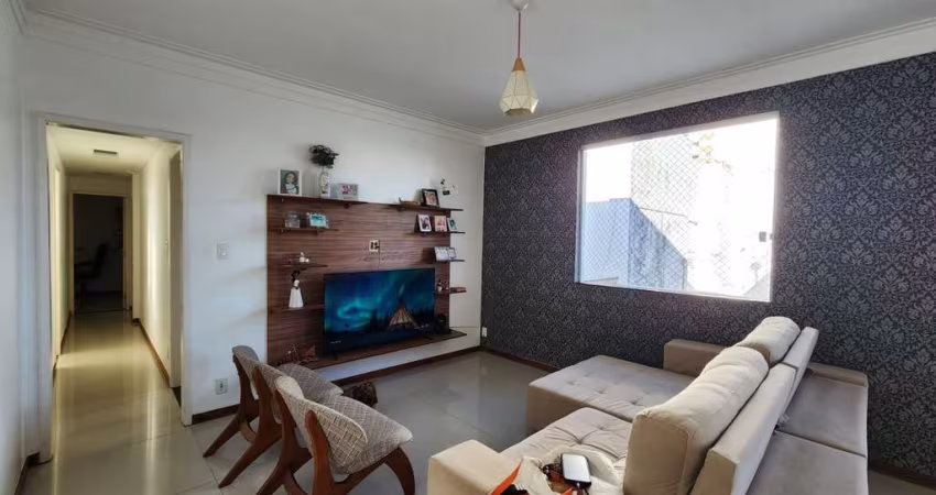 Apartamento - Padrão, para Venda em Salvador/BA