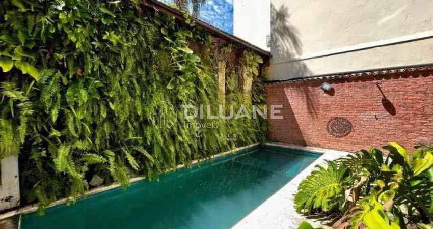 Casa à venda na Rua Roquete Pinto, Urca, Rio de Janeiro - RJ