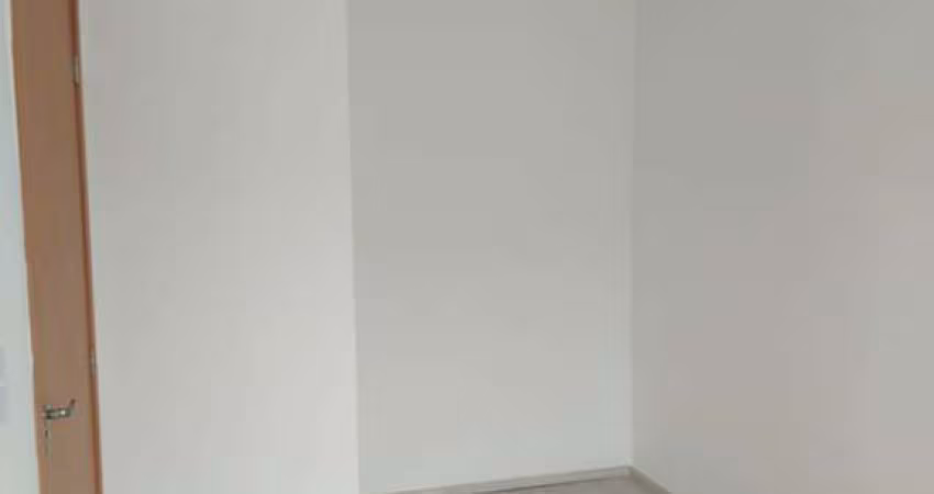 Apartamento à venda na Avenida Padre Guilherme Decaminada, Santa Cruz, Rio de Janeiro - RJ