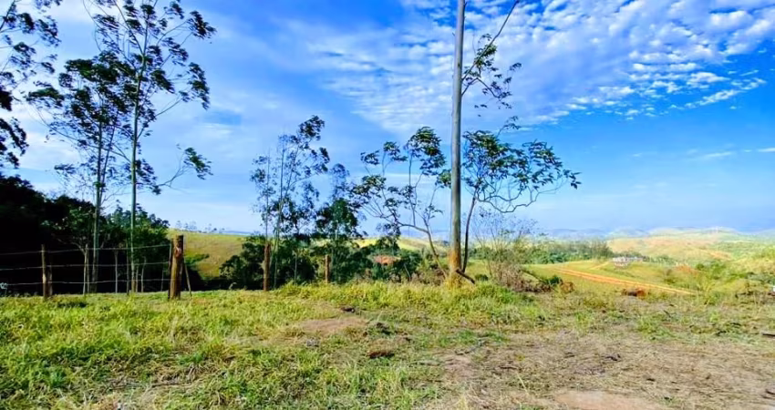 Você merece mais do que um terreno. Você merece o Recanto das Águas.  Seu espaço, seu tempo, sua paz.