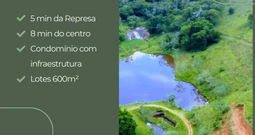 Aqui, você encontra terrenos amplos a partir de 600m², perfeitos para construir sua casa dos sonhos – seja para morar, descansar ou investir.