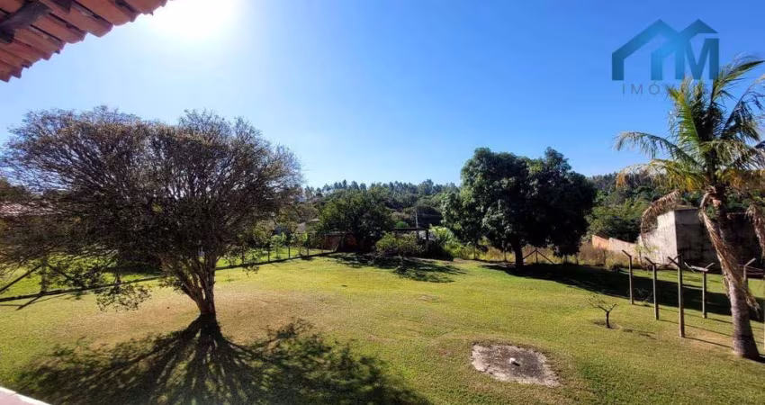 Chácara Encantadora no Buru, Salto, SP – 2 Dormitórios, Varanda Gourmet  e  800m² de muito verde!