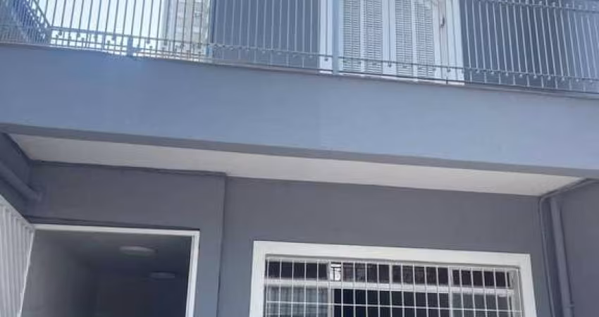 Sobrado Vila Santa Catarina 140 metros 02 quartos amplos e 02 vagas garagem