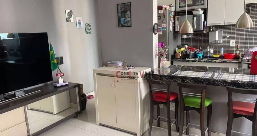 Apartamento com 2 dormitórios à venda, 45 m² por R$ 335.000 - Conjunto Residencial Trinta e Um de Março - São José dos Campos/SP