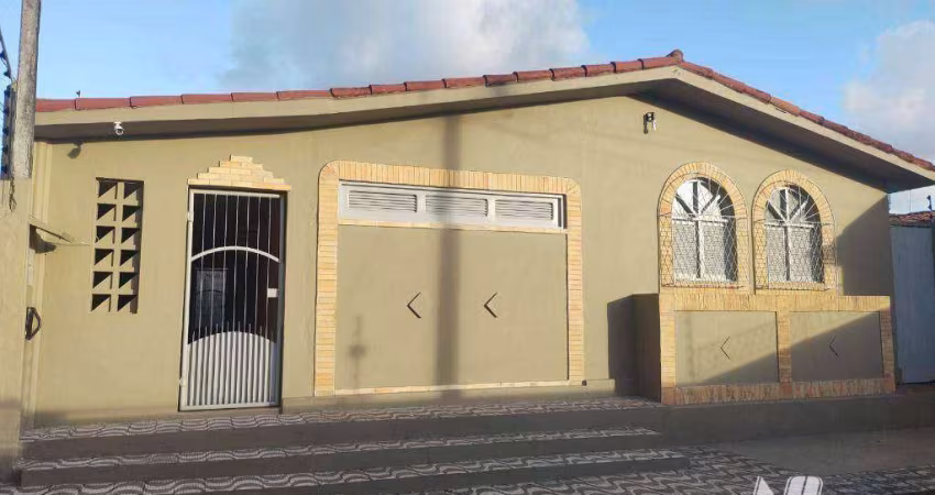 Casa com 3 dormitórios para alugar, 170 m² por R$ 2.900,00/mês - Ponta Negra - Natal/RN