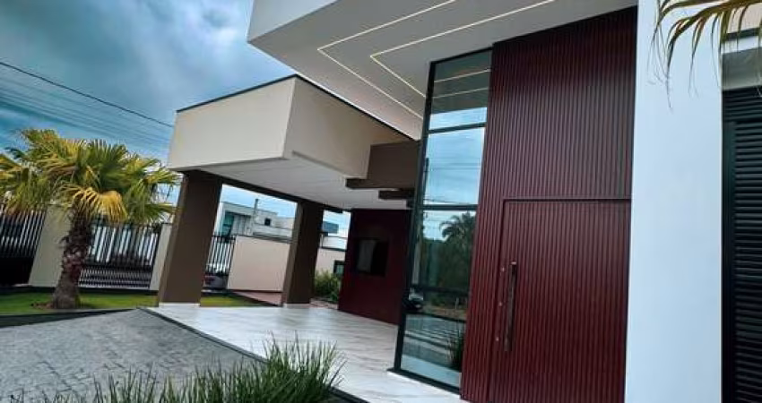 Casa de alto padrão semi-mobiliada à venda em Tijucas/SC