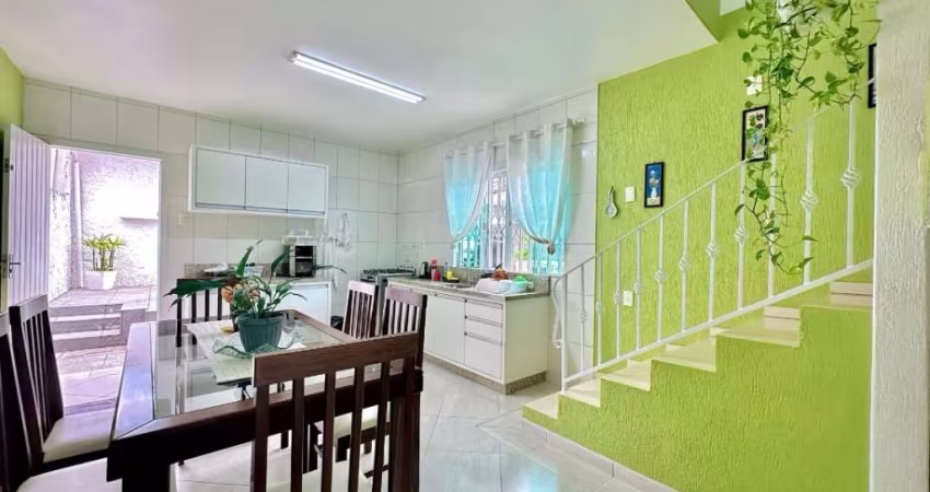 Casa Ampla à venda no bairro Ipiranga em São José/SC