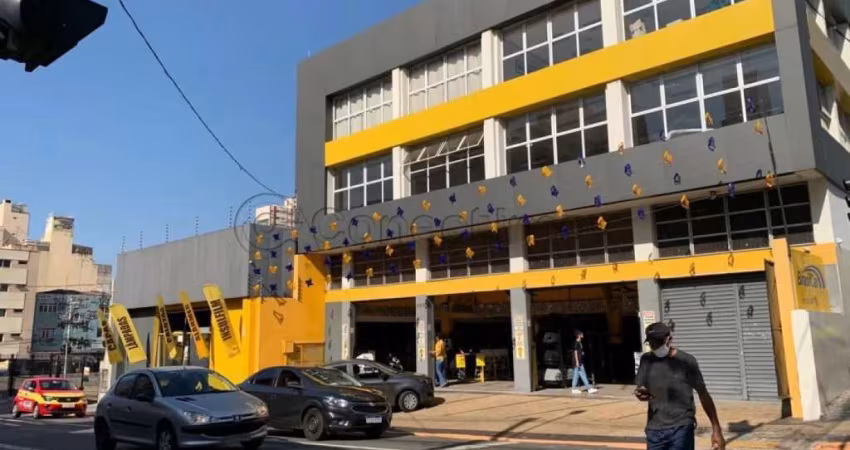 Alugue Sala Comercial de 470m² no Centro de Campinas/SP