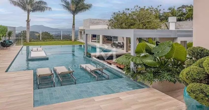Casa 5 Dormitórios (2 Suítes) - Bosque das Mansões, São José / SC