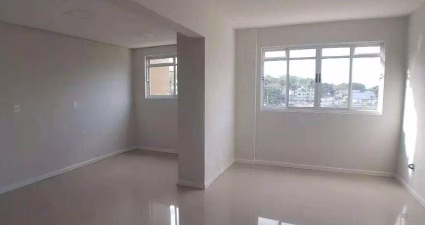 Sala comercial para aluguel com 60m² na Av. Santos Dumont no bairro Bom Retiro por R$2.300,00 + taxas