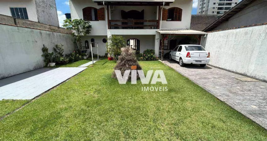 Casa com 4 dormitórios à venda, 180 m² por R$ 1.175.000,00 - Dom Bosco - Itajaí/SC