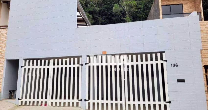 Casa com 3 dormitórios à venda, 265 m² por R$ 850.000,00 - Fazenda - Itajaí/SC