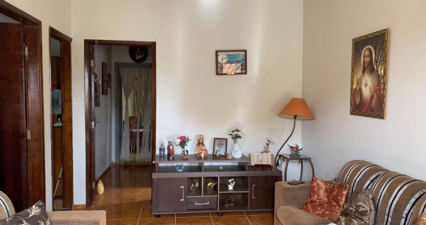Casa com 3 quartos à venda na Rua Eugênio Domingues, Jardim Cristo Rei, Marília