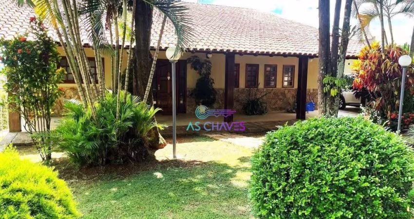 Casa no Cond. São Joaquim em Vinhedo SP  - Área do Terreno: 1.300m² Área Construida: 416m² R$ 2.980.000 - Não Permuta
