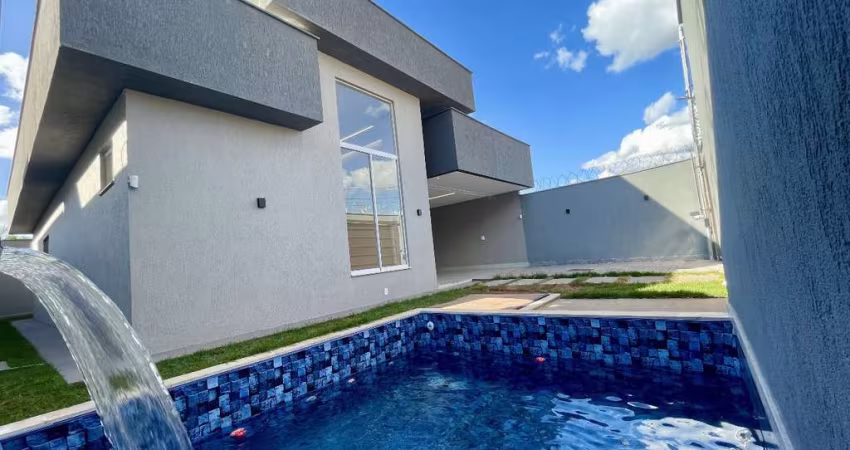 Casa 3 Quartos com Piscina Aquecida e Área Gourmet Integrada – Setor Chácara São Pedro - Aparecida de Goiânia Casa de Rua com 3 Quarto(s) e 2 banheiro(s) à Venda, 131.25 por R$ 550.000 no setor Chácar