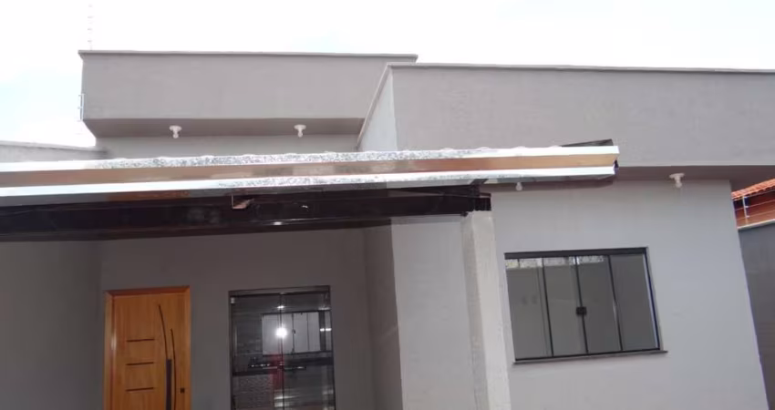 CASA DE RUA Casa de Rua com 2 Quarto(s) e 2 banheiro(s) à Venda, 84 por R$ 250.000 no setor Setor Sul VN26718